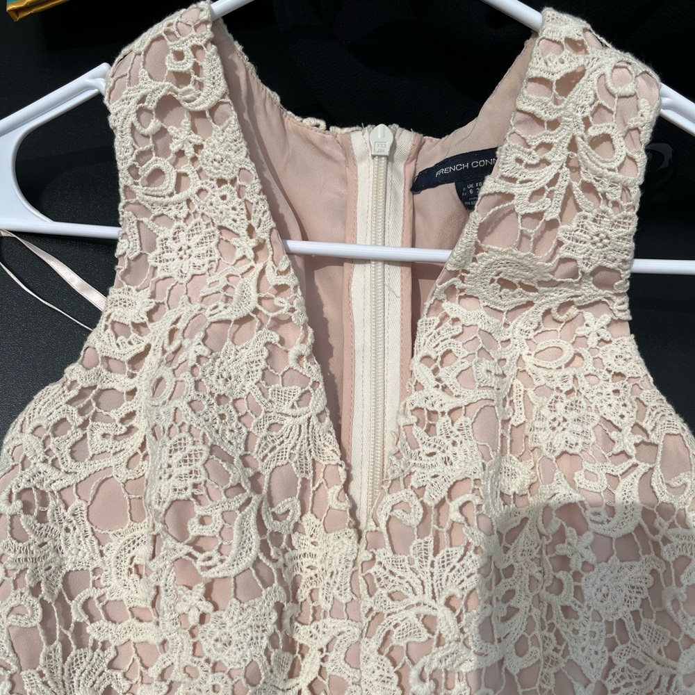 Size 2 French connection dress. Worn once to a summer wedding.